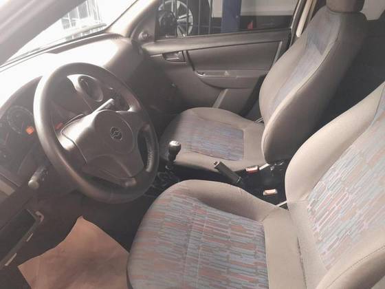CHEVROLET CELTA 1.0 MPFI LIFE 8V FLEX 4P MANUAL CHEVROLET CELTA 1.0 MPFI LIFE 8V FLEX 4P MANUAL